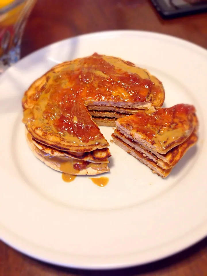 Peanut butter and jelly pancake|aishaさん