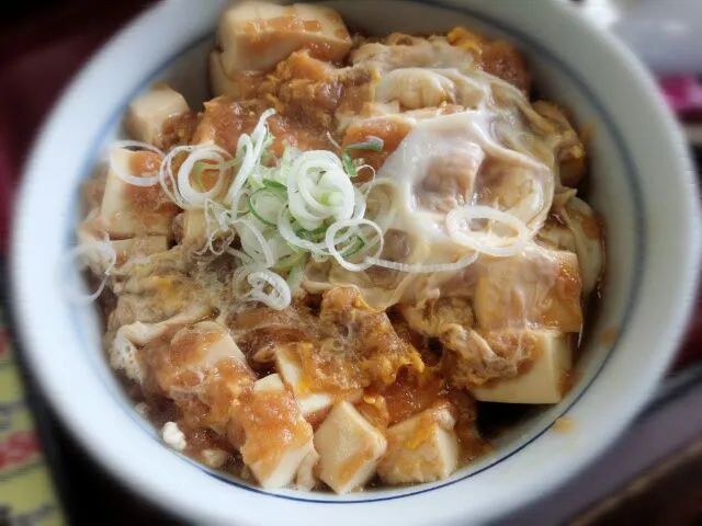 とうふ玉子丼 #tofu|amnesic computerさん