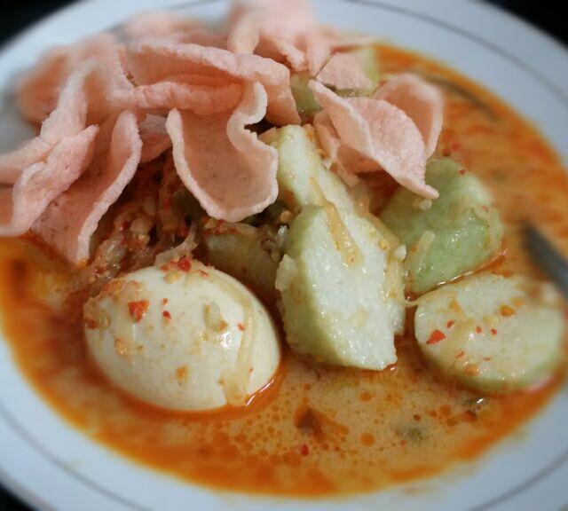 Lontong Sayur Betawi Rice Cake With Vegetable Coconut Milk Gravy Soup ...