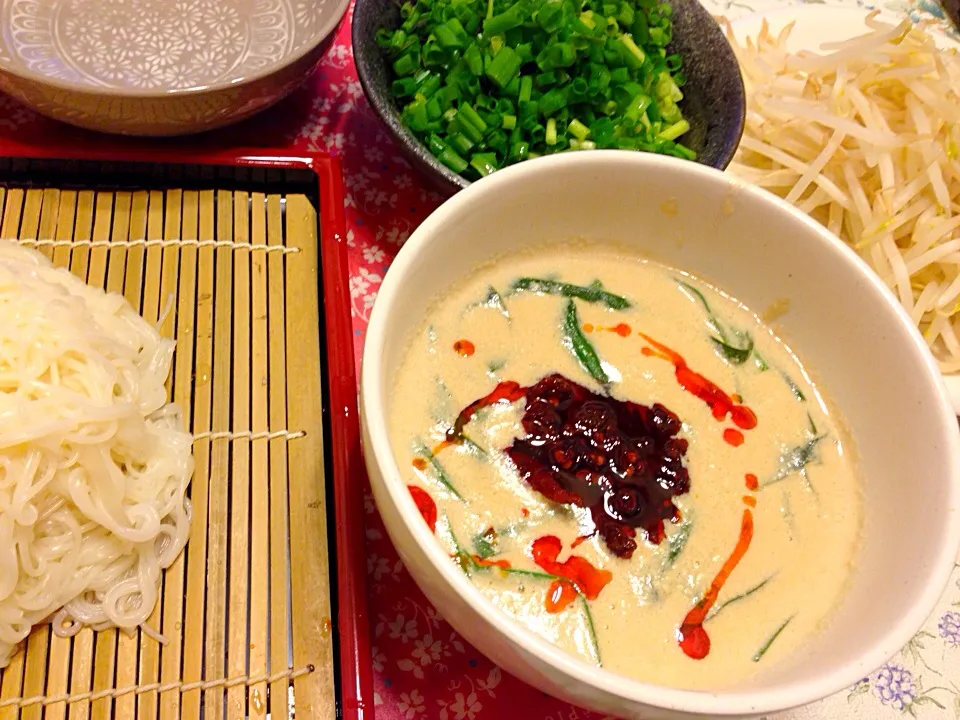 Snapdishの料理写真:担々麺風そうめん☆|まるこさん