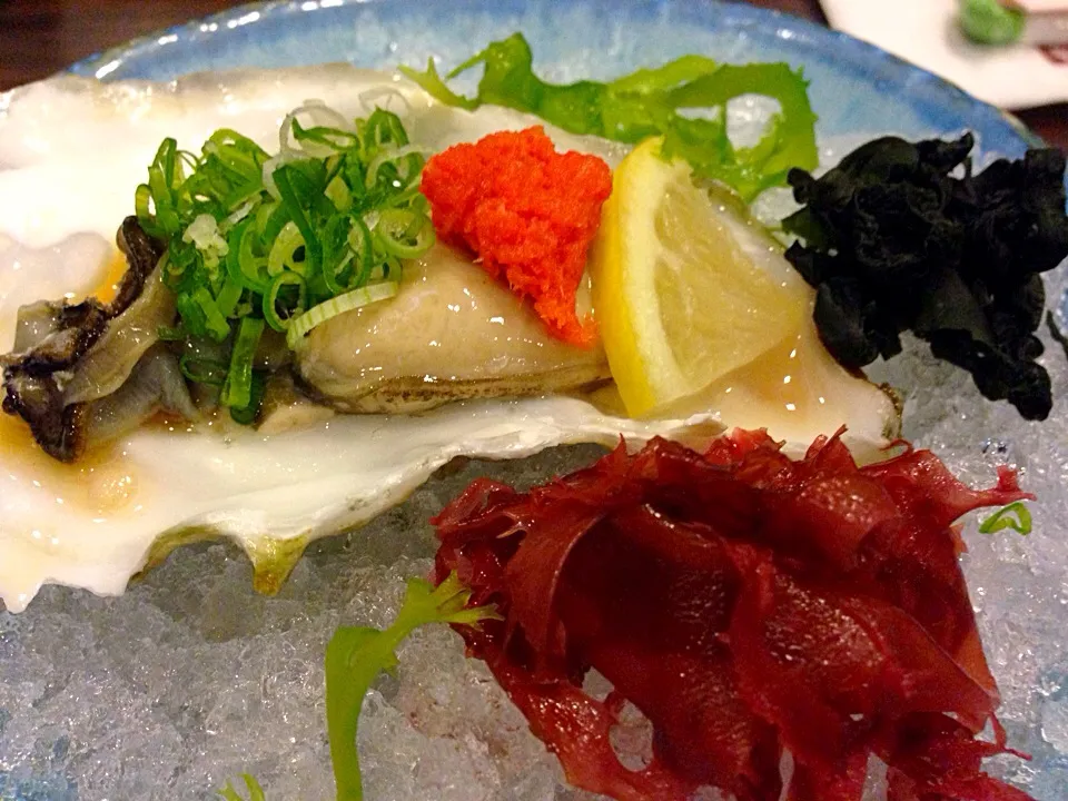 Snapdishの料理写真:Oyster with ponzu sauce|sgさん