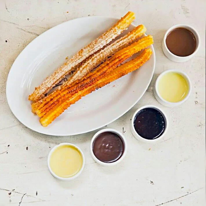 #spanish #churros #doughnuts #donuts #dipping #dessert #yumny #sweet #delicious #tasty|Kimさん