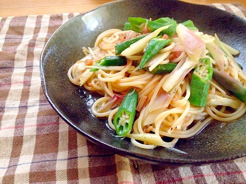 オクラとみょうがの梅パスタ|ハルさん