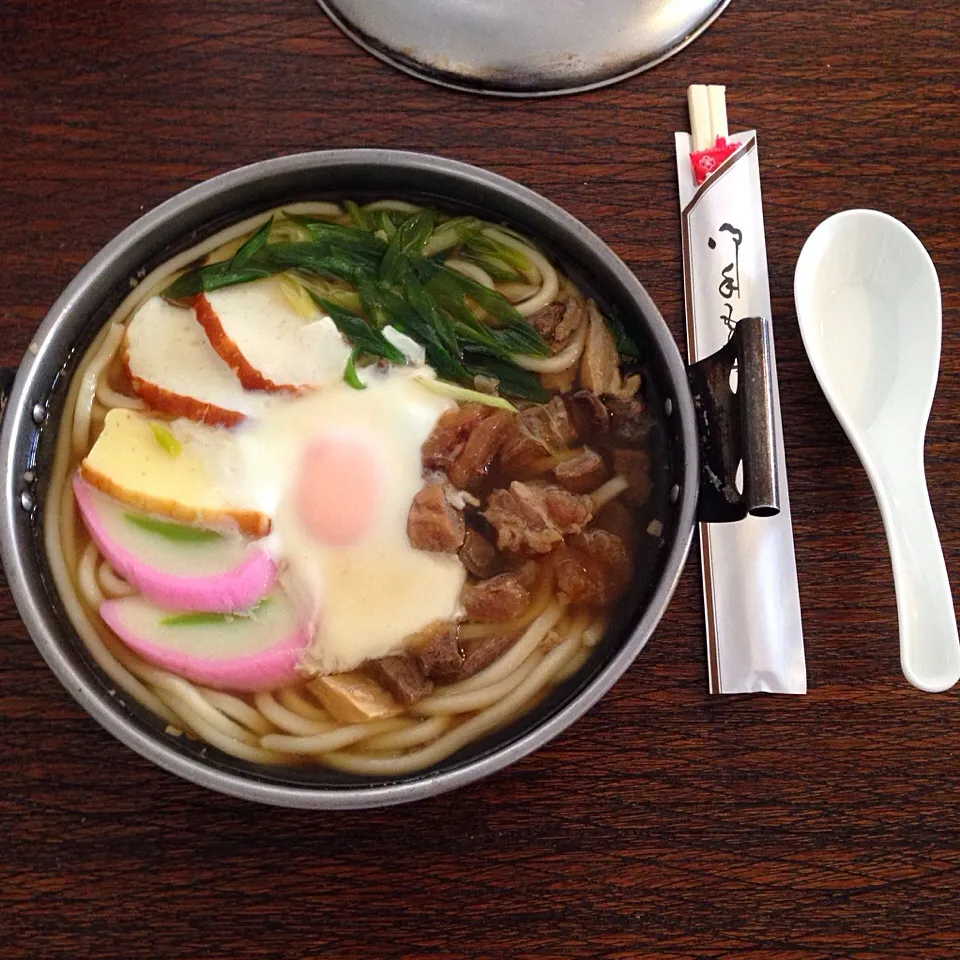 出前の鍋焼きうどん！😋✨|Akiyuki Chinnen Sukiyaki Shiraishiさん