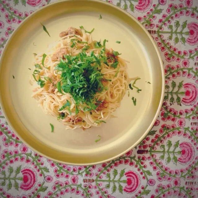 Snapdishの料理写真:ツナバターしょうゆ素麺|yuco☺︎さん