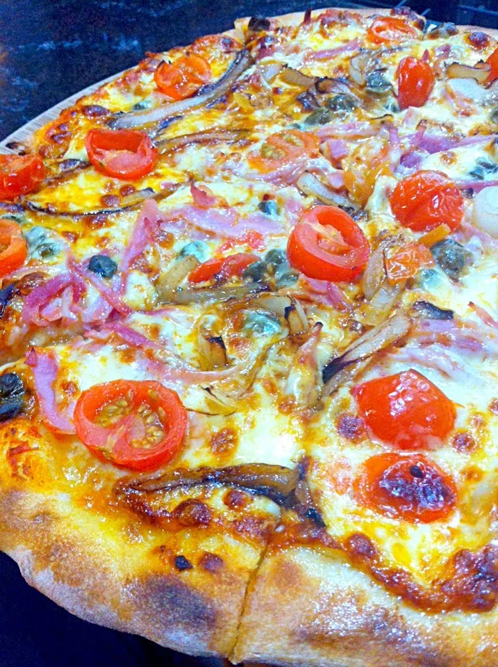 beautiful pizza :)|tomomi tawaraさん