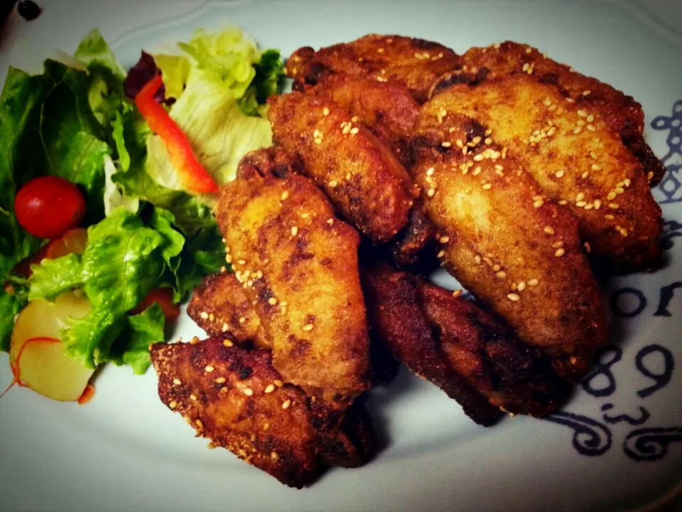 手羽先名古屋風　Fried chicken wings with peppery sweet soy sause.|BUBUさん