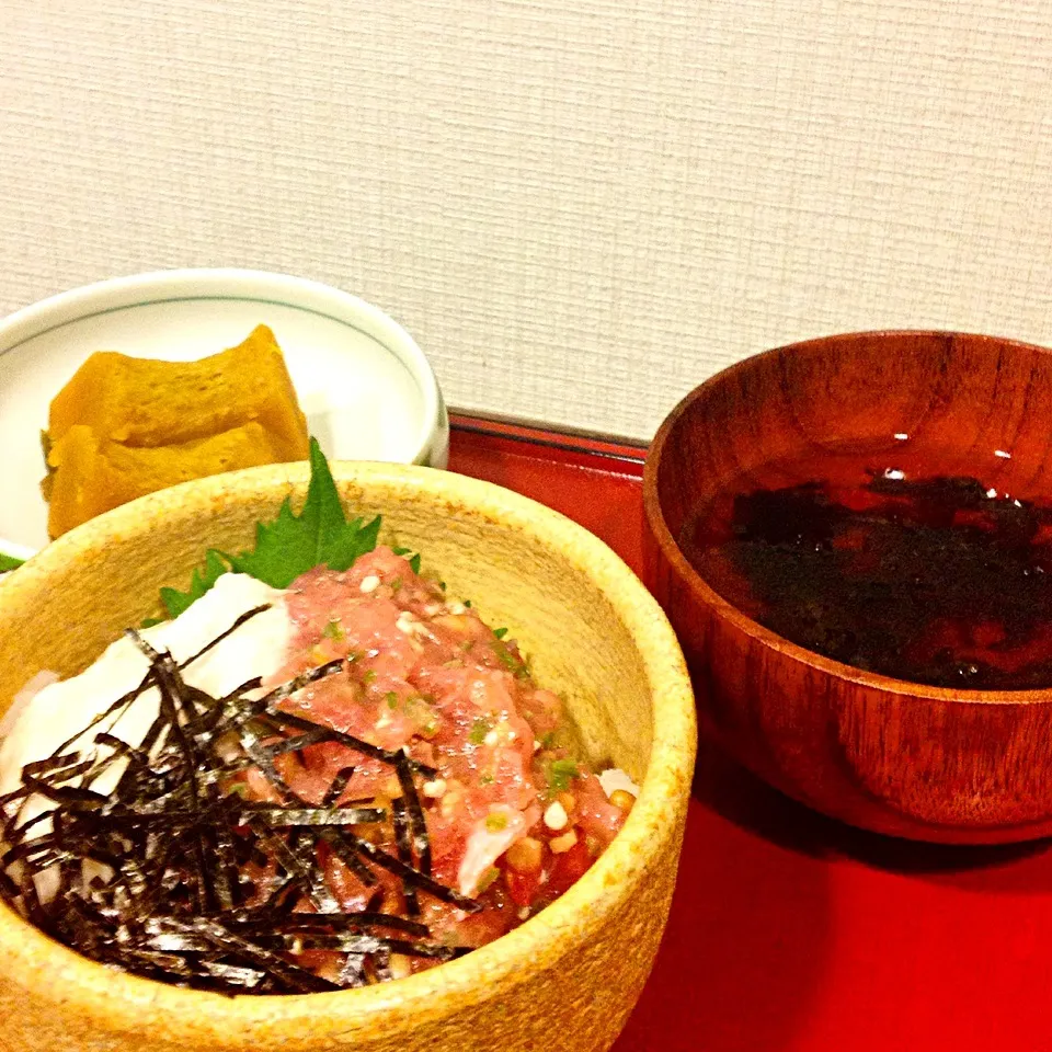 Snapdishの料理写真:マグロのネバネバ丼|erikoさん