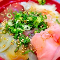 Snapdishの料理写真:海鮮丼|ゆうーーー☆さん