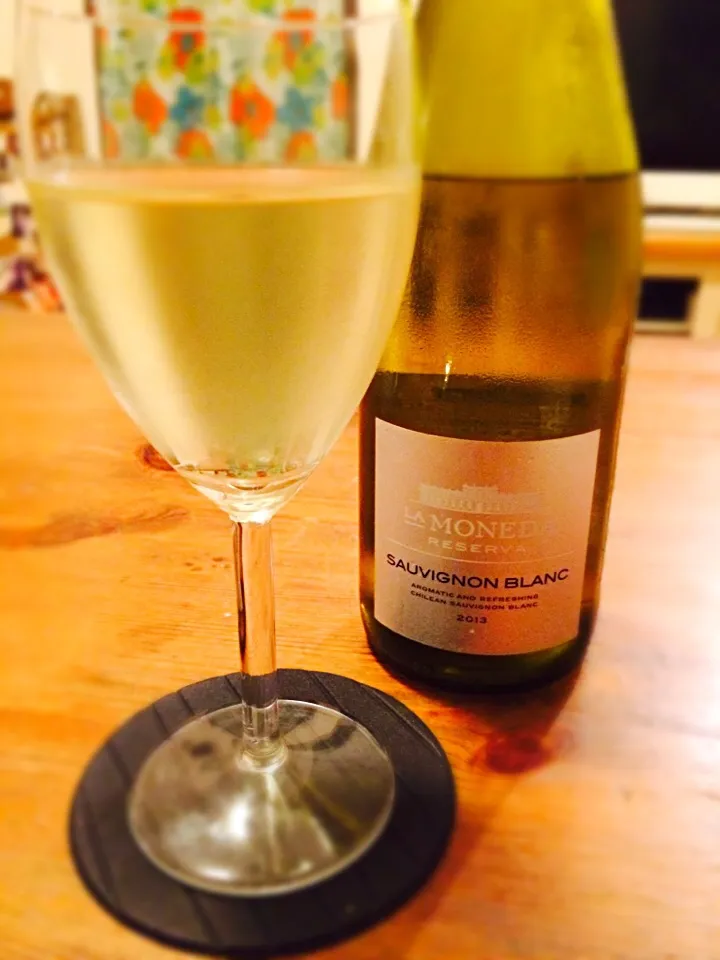 Snapdishの料理写真:La Moneda Reserva Sauvignon Blanc♪|塚本直美さん