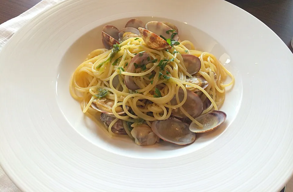 Snapdishの料理写真:Spaghetti with Clams|Lob Reaultboudさん