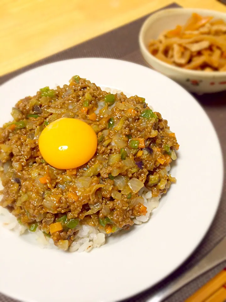 毎月20日はカレーの日♥️今月は野菜たっぷりドライカレー|misakiさん