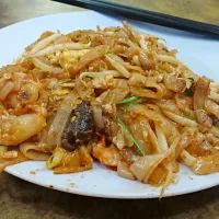 Snapdishの料理写真:Char Koey Teow in Penang|Tetsuya Cheol Kimさん