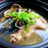 野菌鲜鸡汤chicken soup with mushroom