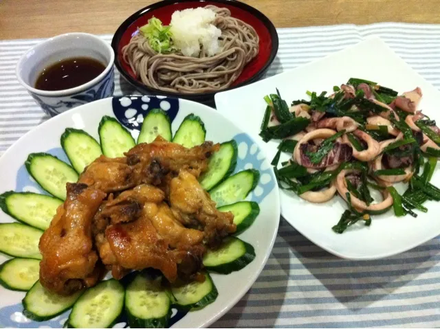 手羽先すっぱ煮・イカとニラの生姜炒め・おろしざる蕎麦|まーままさん