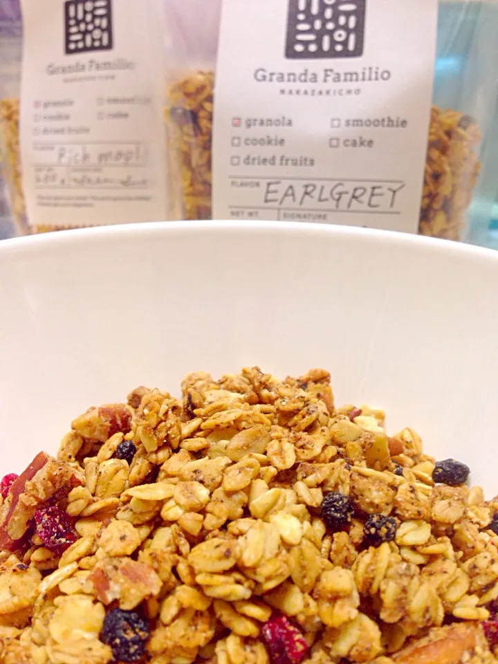 My fav granola :) いまハマっているナチュラルグラノーラ^o^ 無添加、無糖でカラダにも優しいよ(^_−)−☆|Tanuさん