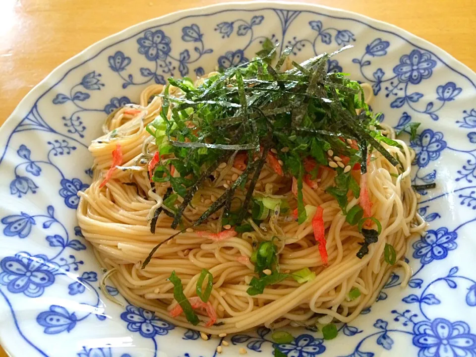 Snapdishの料理写真:とみくみさんの料理 油そば風素麺♪|みきおさん