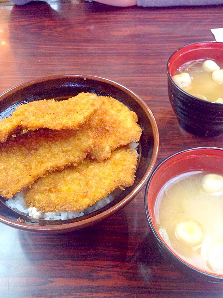 新潟名物！タレカツ丼|りさぴさん