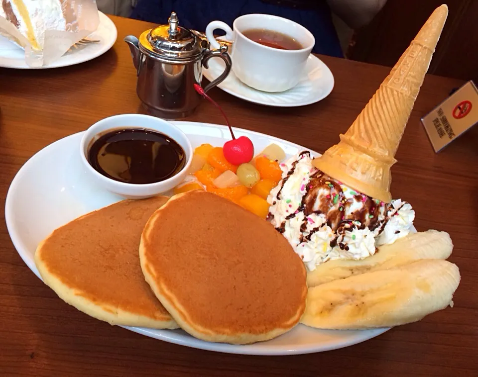 新宿 西武 チョコバナナホットケーキ|カガヤさん