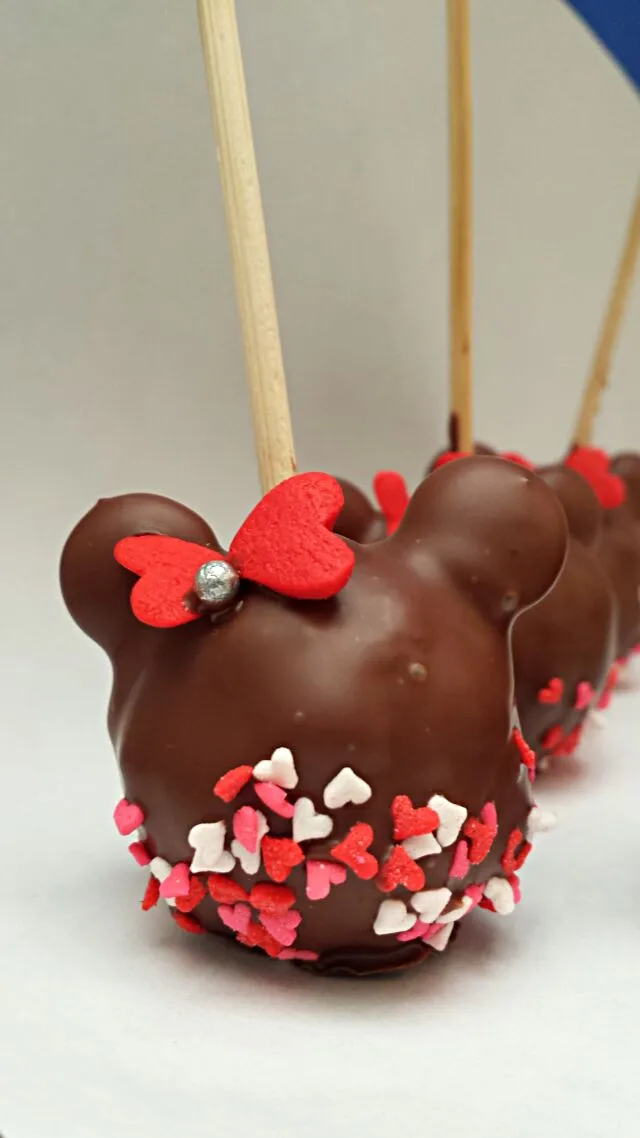 popcakes minnie mouse|Niña Ina Pastelería Artesanalさん