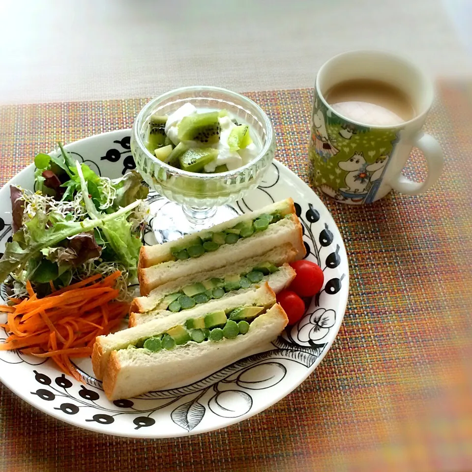 今日の朝ごはん|ぺんぎんさん