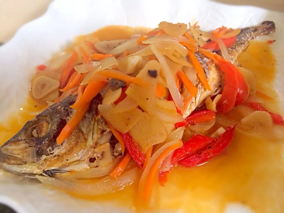 Snapdishの料理写真:Aji Fish in Escabeche|Art Yuudhaさん