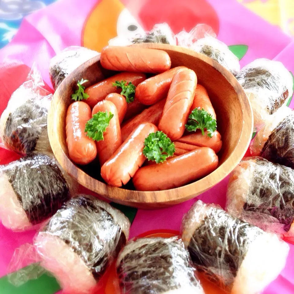 7歳女子達のお昼ご飯·͜ ·❀|ルイカさん