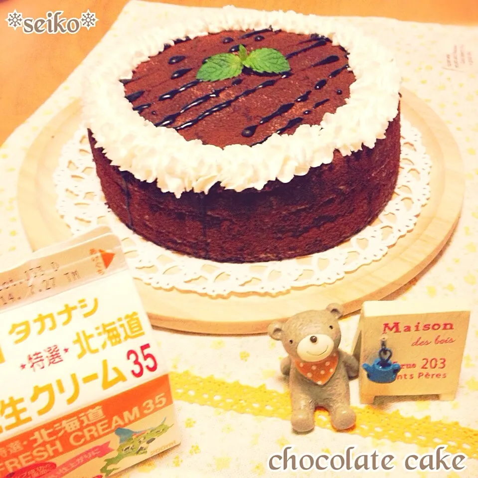 今日のスイーツ✨タカナシ乳業さんの生クリームを使ってチョコレートケーキ꒰ •ॢ ̫ -ॢ๑꒱✩|*seiko*さん