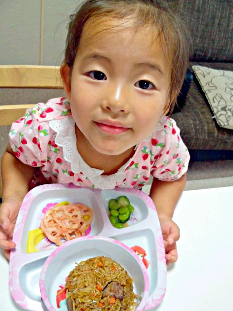 Snapdishの料理写真:娘が作った夕飯♪|みきさん