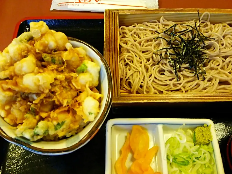 ざるそばとミニかき揚げ丼ランチ|大石さん