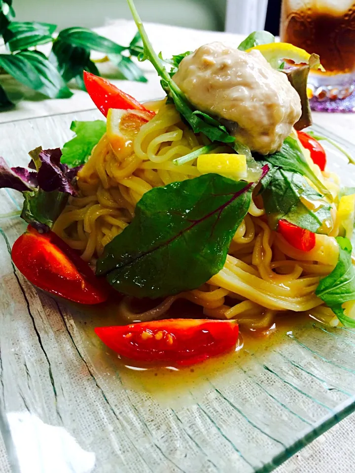 ゴマだれ冷やし麺ツナマヨ乗せ(^^)|ハナたなさん