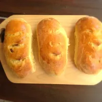 Apricot and dates milk bread|olivierさん