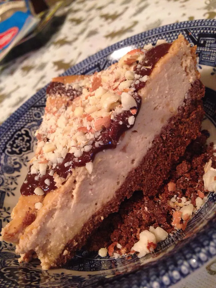 Peanut butter cheesecake (made with yoghurt, no sugar and flax)|Miriam Hughesさん