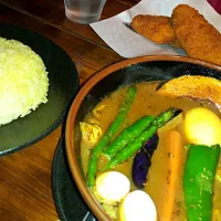 Snapdishの料理写真:スープカレーとフィッシュフライ|Takeshi  Nasuさん