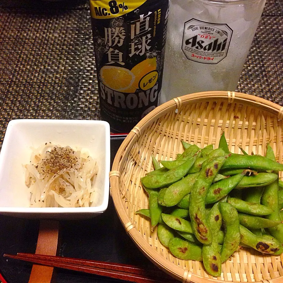 Snapdishの料理写真:モヤシナムルは、チンして軽く絞って、白だしと胡麻油！！だけ！！|akochi0112さん