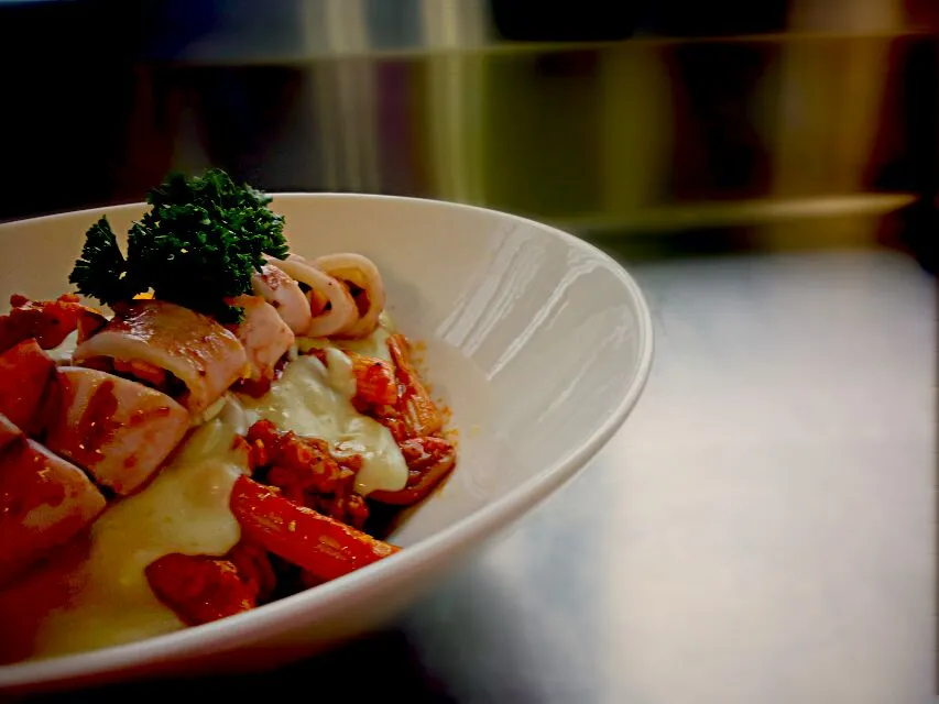 Stuffed squid in cheesy Penne pasta|Haze Chuaさん