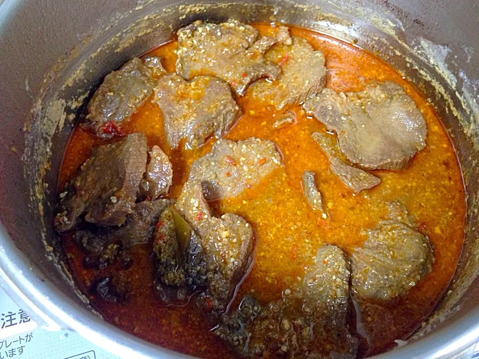 Semur lidah sapi|yeni kartikasariさん