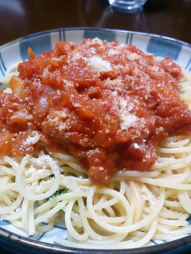 Pasta  of the tomato with honey  sauce.this sauce is swet because of including honey and butter.But, tast gooood!!!! #pasta #cooking|toshimasakodachiさん