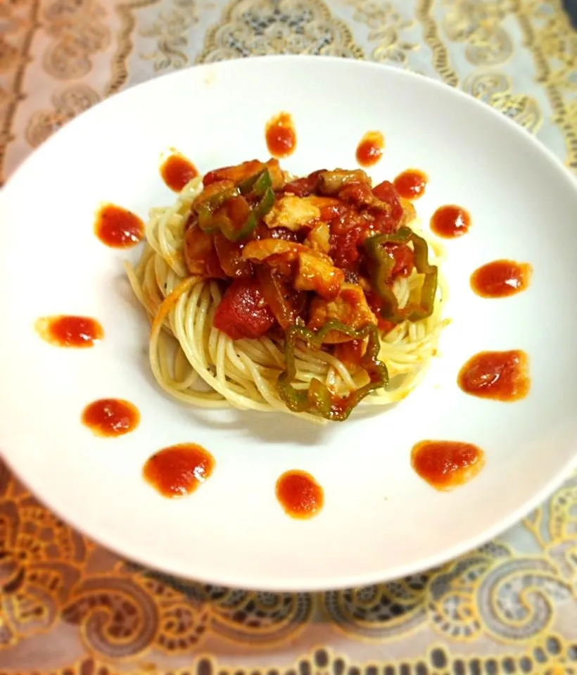 Snapdishの料理写真:**Chicken Tomato Pasta**🍝|Irish Zaragozaさん