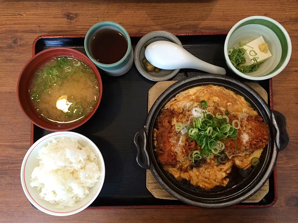 かつとじ定食|ばーさんさん