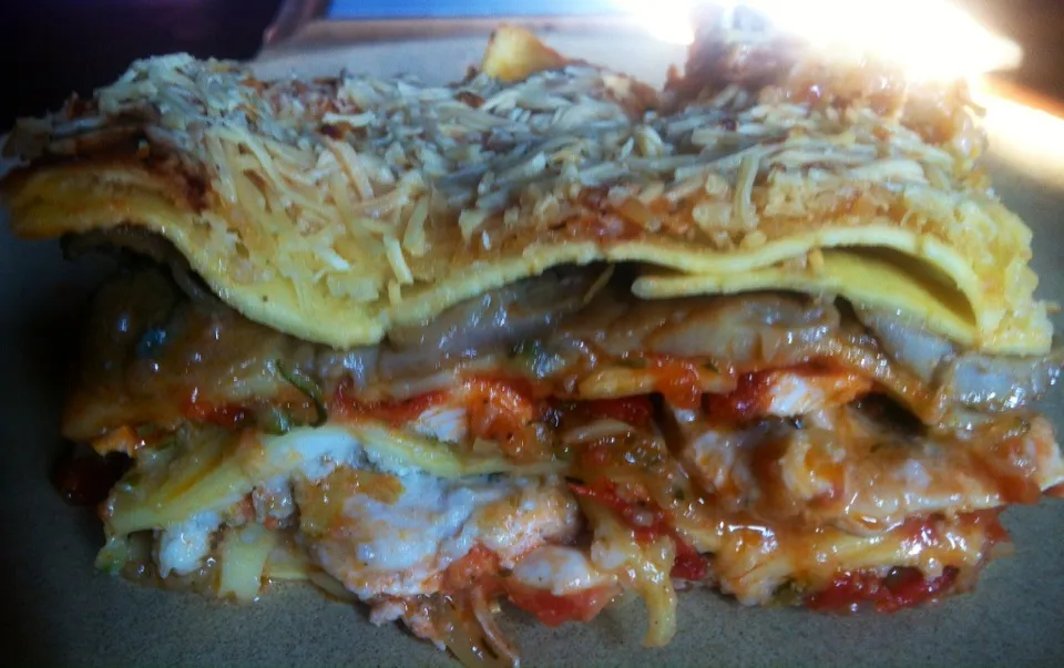 Tombée de Courgettes au #Roquefort et #Armagnac, Filet de Poulet Jaune d'Auvergne et Cèpes en Lasagnes fraîches|PHILIPPEさん