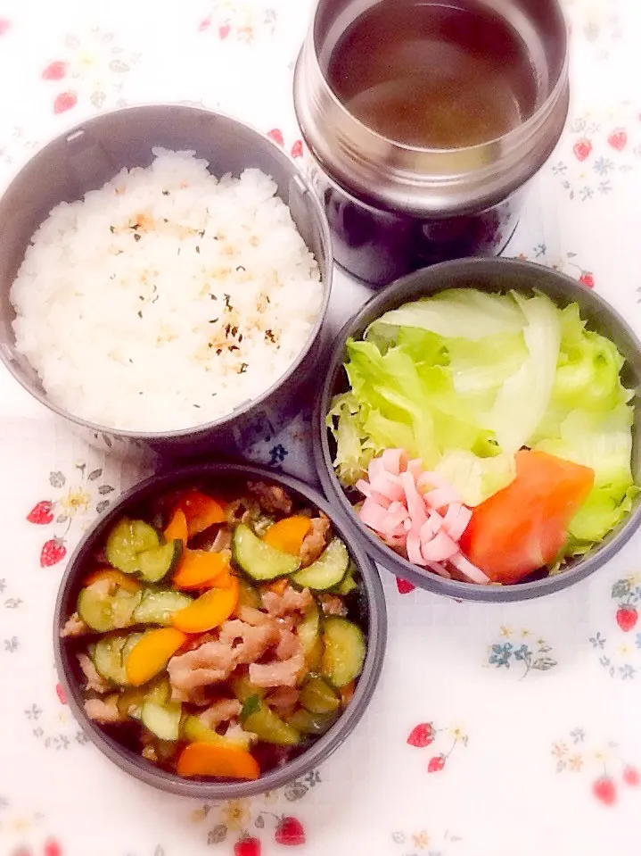 Snapdishの料理写真:7/25旦那弁🍱♡꒰*･ω･人･ω･*꒱♡|さとう かおりさん