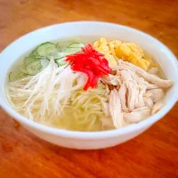 Snapdishの料理写真:夏の冷やし鶏ラーメン。|Sumison lensmanさん