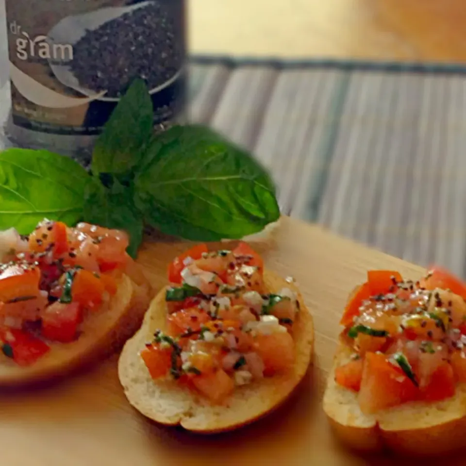 Bruschetta with chia seeds|Karen Leeさん