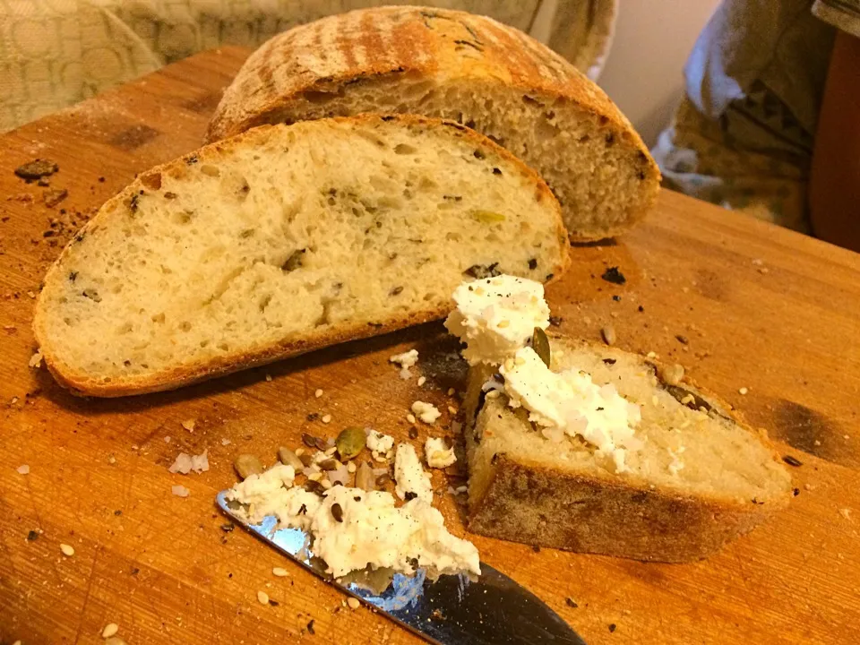 natural yeast spinach bread with goat cheese～|🍞LeeLee🍞さん