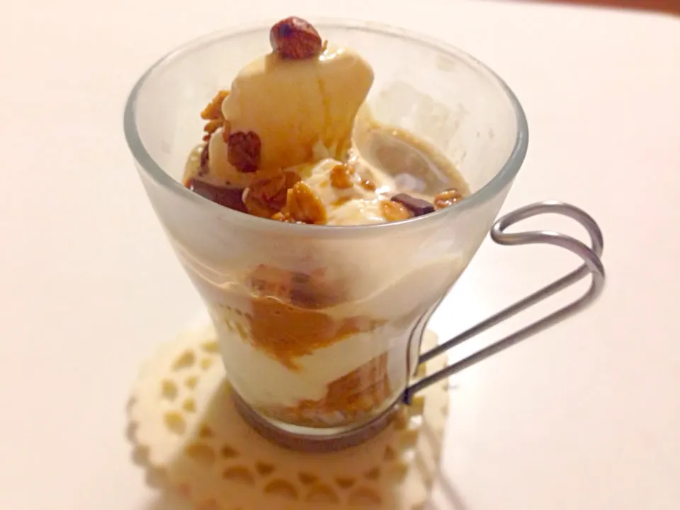 Snapdishの料理写真:Affogato alla granora|myblueberrynightさん