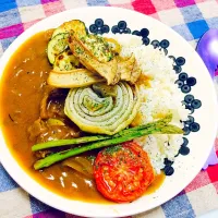 Snapdishの料理写真:夏野菜カレー|ユウコさん