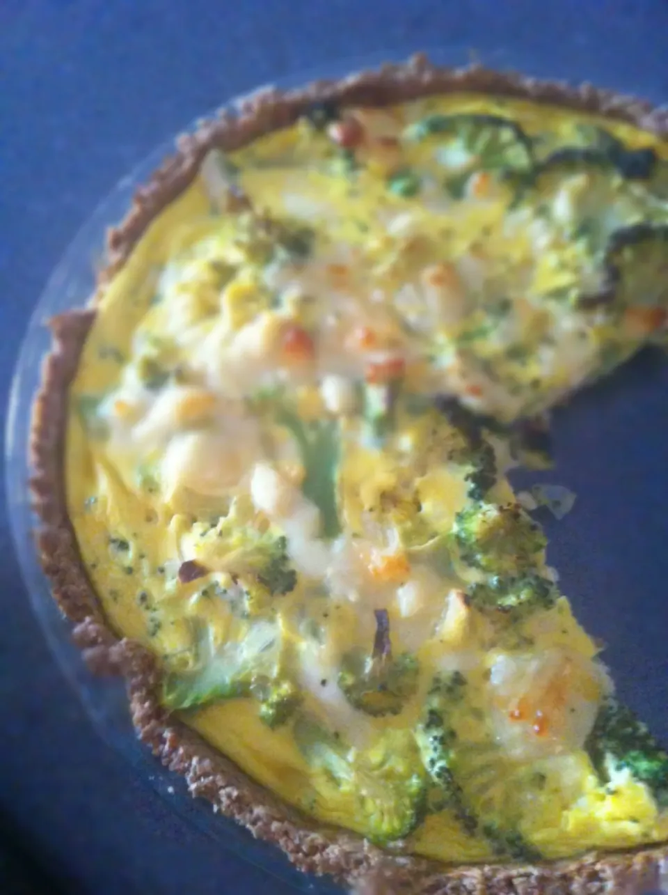 Cheese and broccoli quiche|🍓Jolejo🍓さん