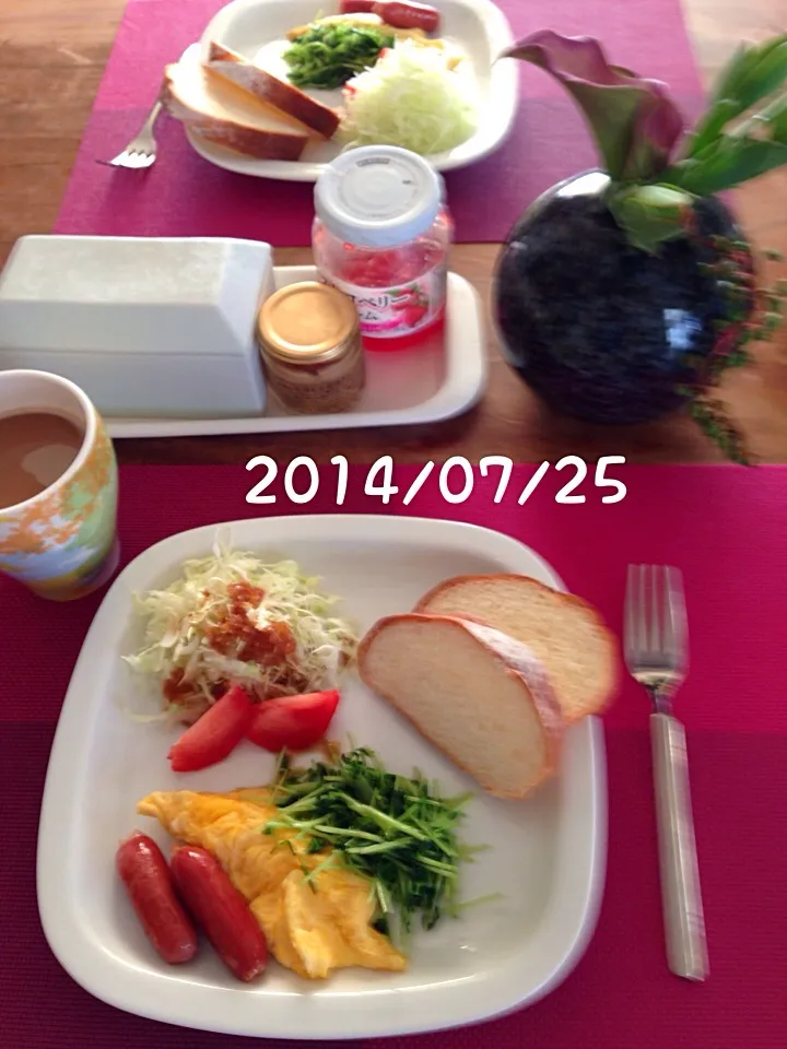 Snapdishの料理写真:朝ごはん 2014・7・25|ローゼルさん