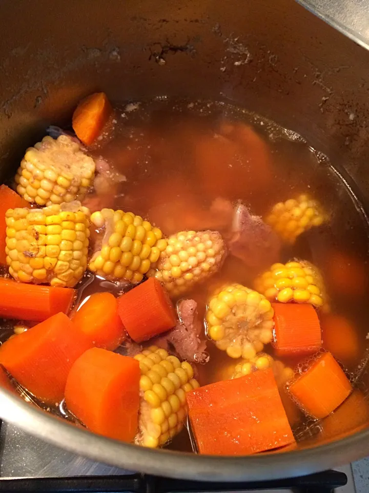 Snapdishの料理写真:Pork rib carrot and corn soup|Ong Sor Fernさん